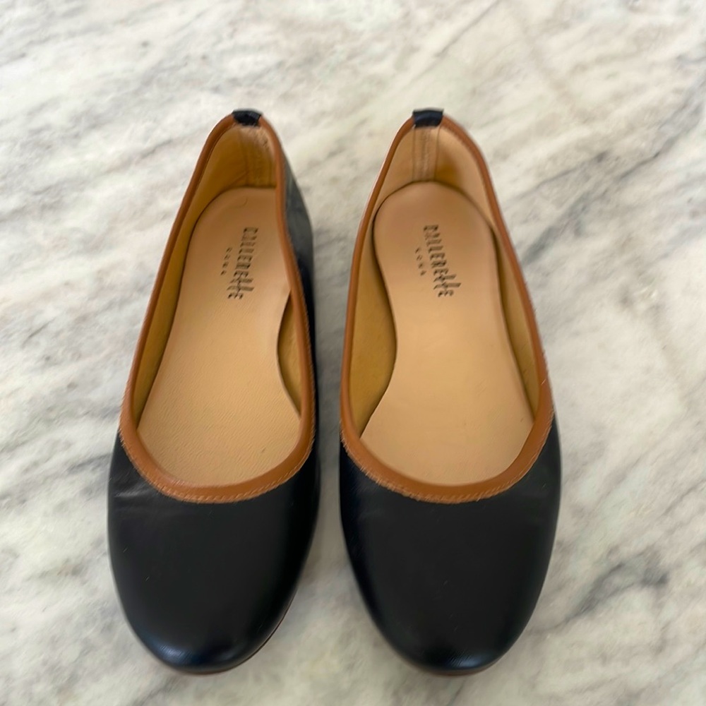 Italian Balerette leather flats from Rome. Size 37/6.